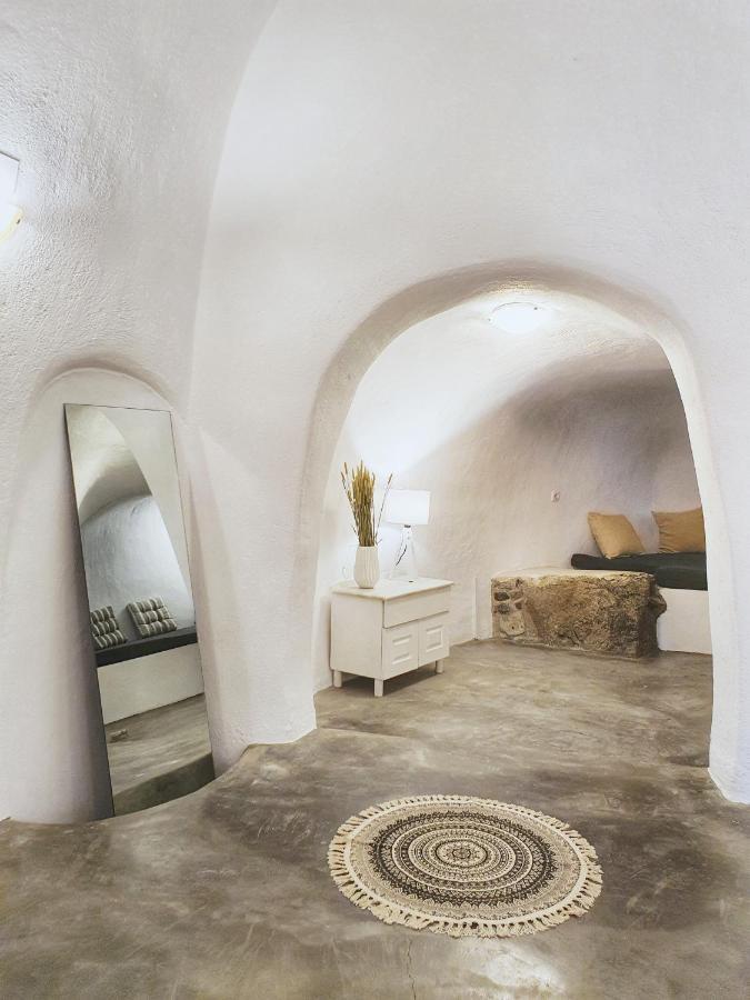 Navita Cave Houses Fira  Exterior foto