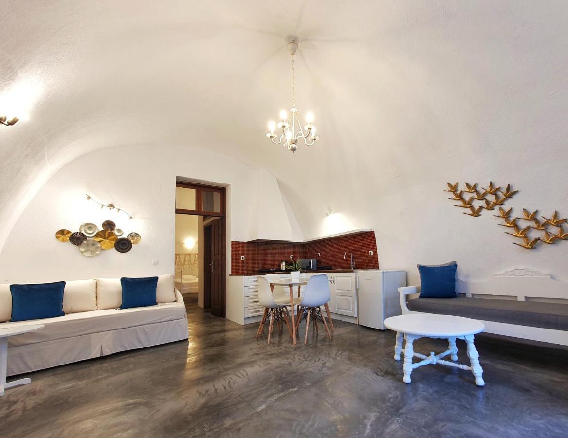 Navita Cave Houses Fira  Exterior foto
